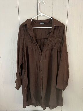 Brown Button-Front Pintuck Tunic Blouse